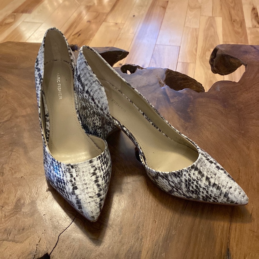 Marc Fisher White and Black Snakeskin Pointed Toe Heels